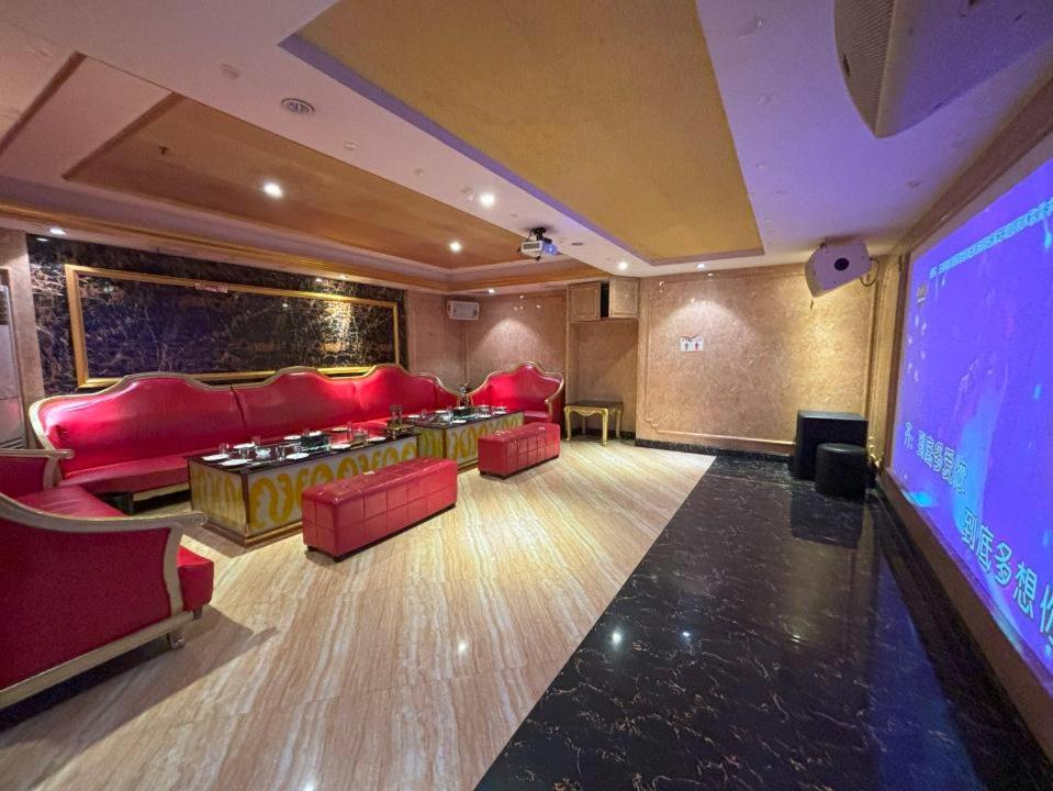 Lido De Paris Hotel Manilla Buitenkant foto