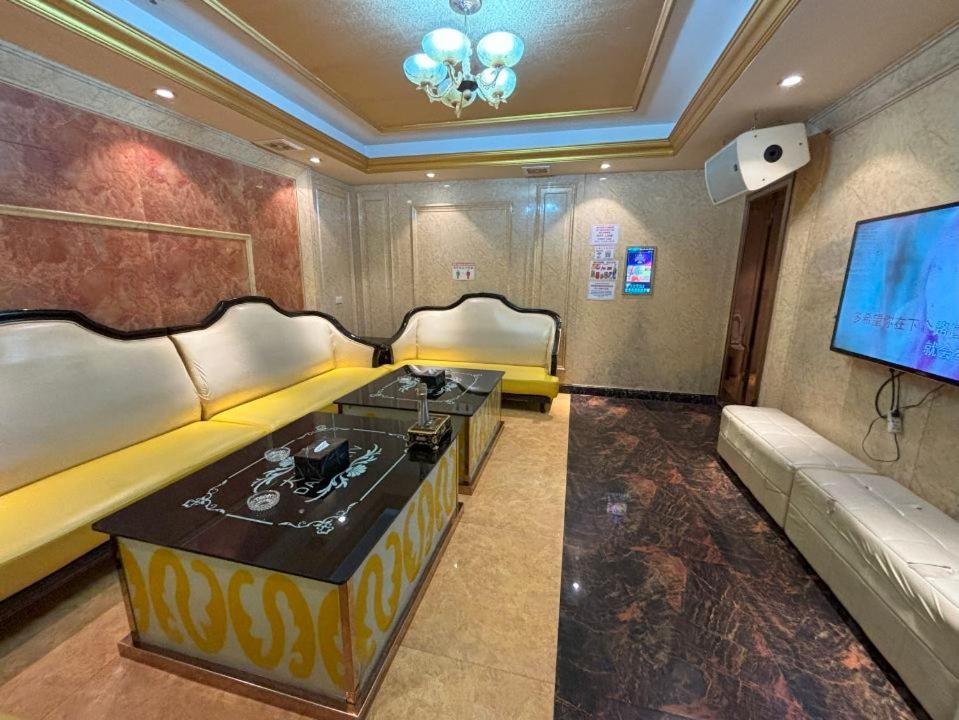 Lido De Paris Hotel Manilla Buitenkant foto