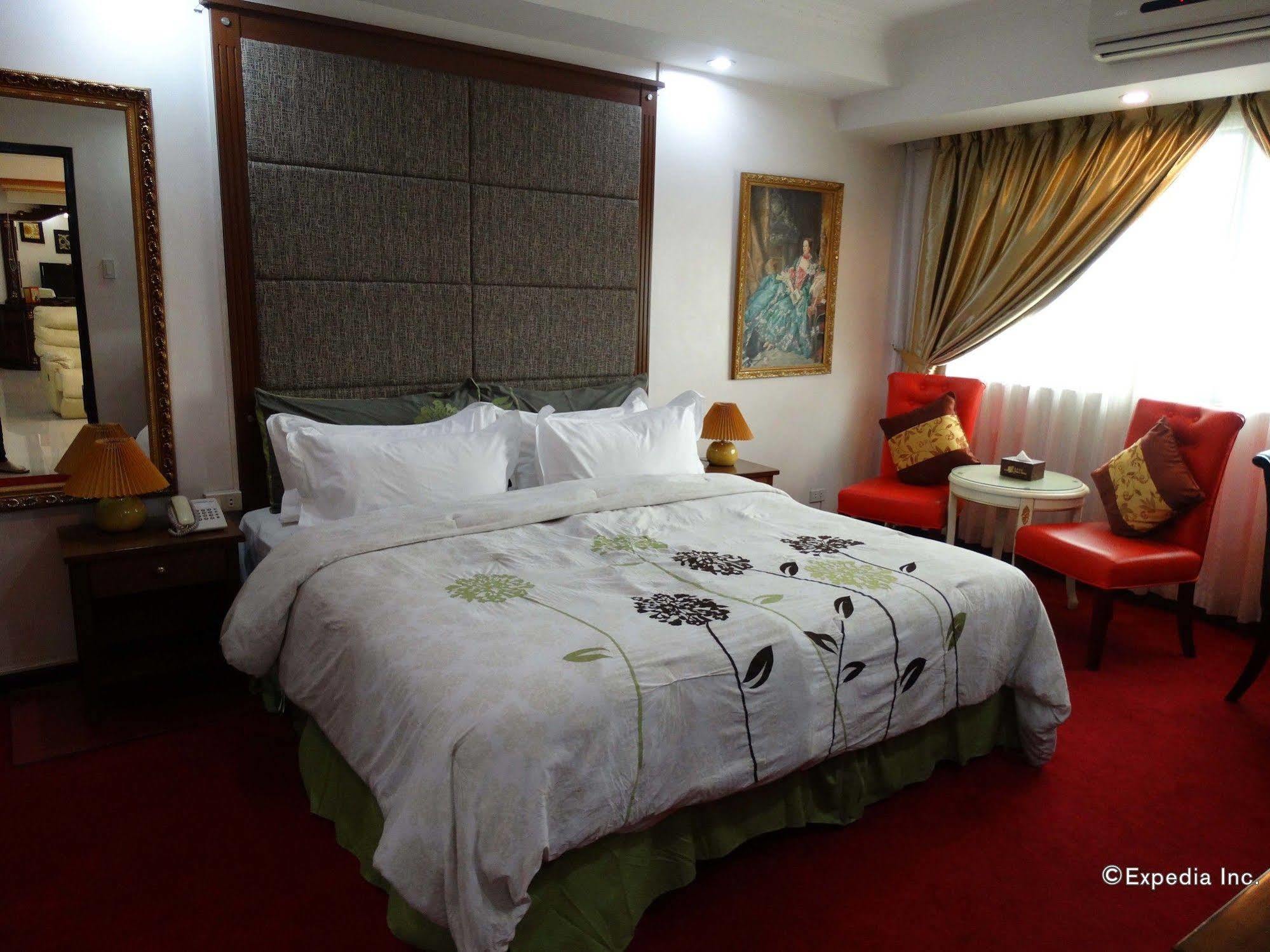 Lido De Paris Hotel Manilla Buitenkant foto